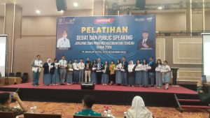 lomba-debat