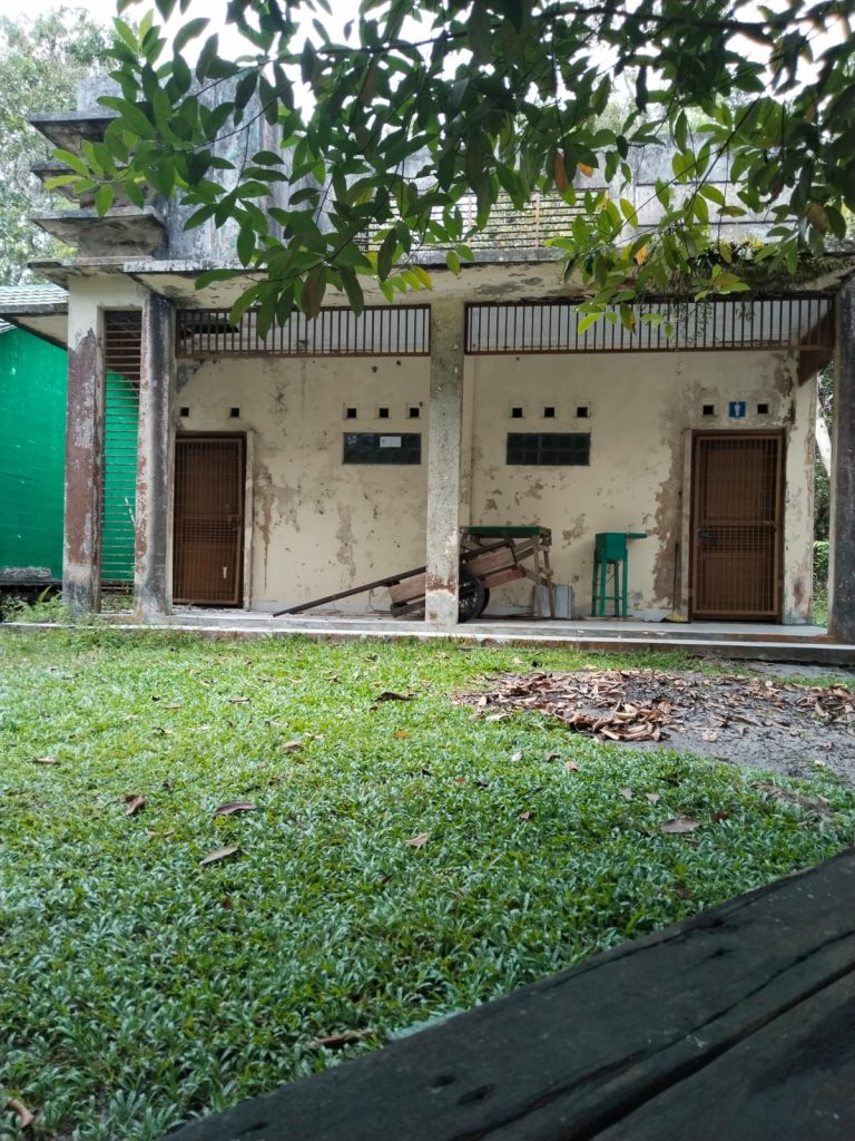 bangunan-dinas-pariwisata-mangkrak